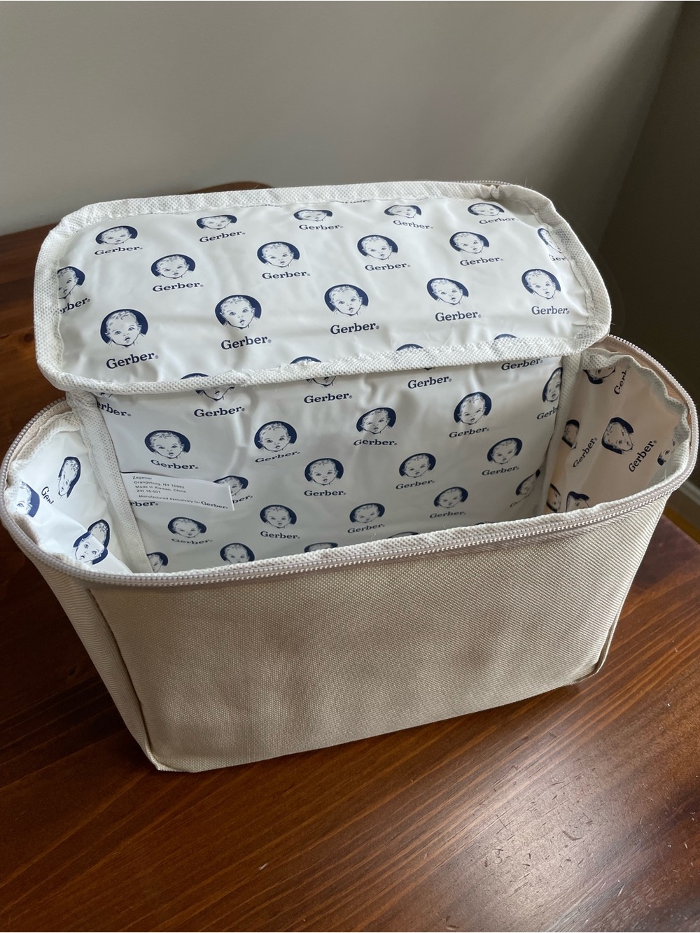 Gerber Insulated Baby Bottle Travel Cooler Bag